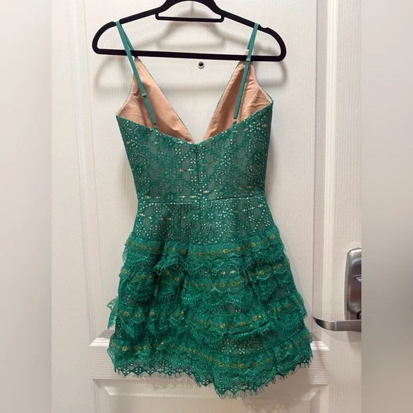 Helsi Emerald Green Lace Mini Dress Size XS – Tiered Ruffle Party Cocktail NWOT - Picture 3 of 6